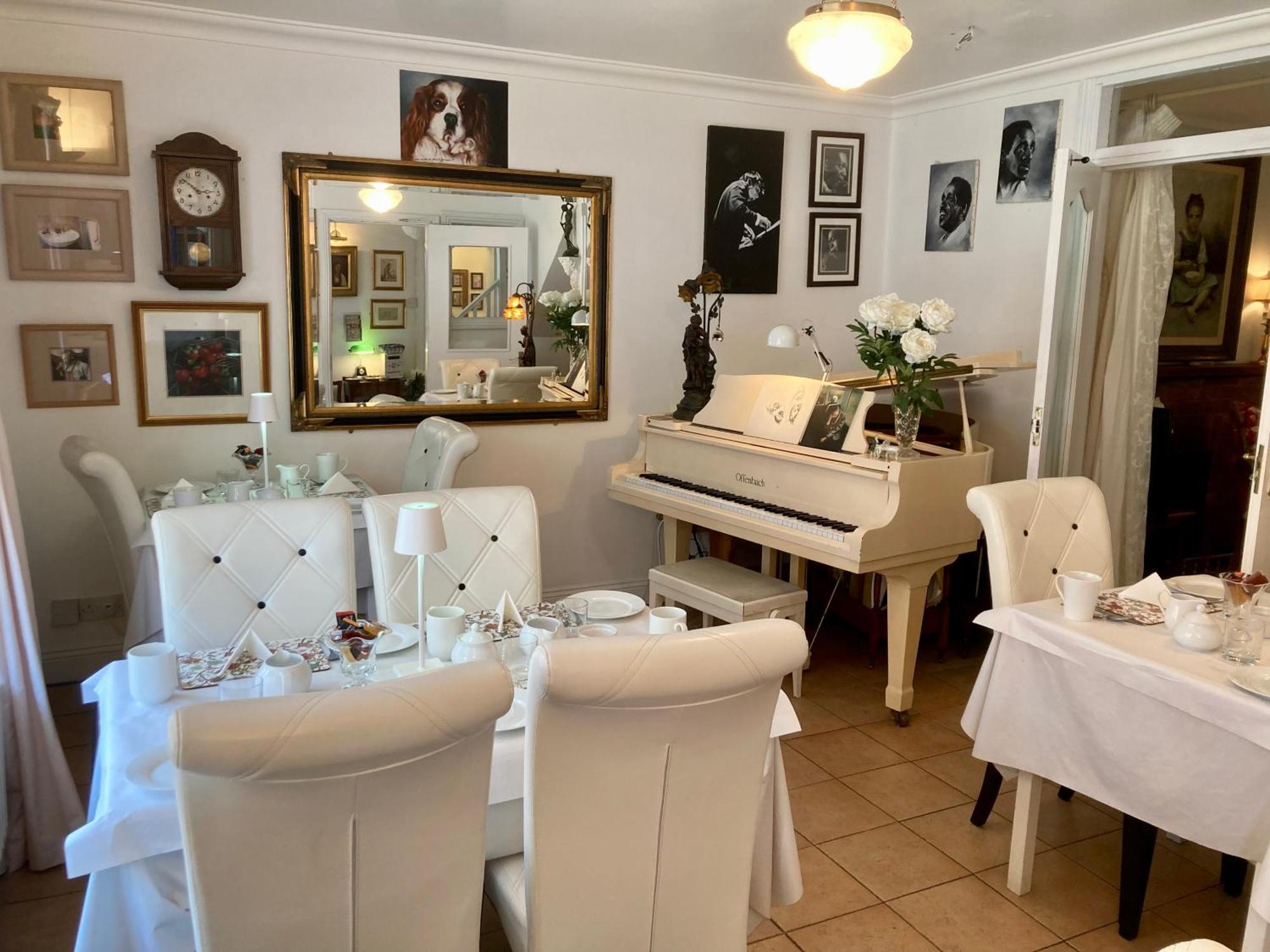 The Gallery B&B, The Glen, Kinsale ,County Cork Esterno foto
